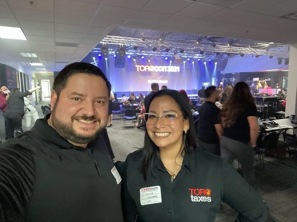 Capacitación del equipo Toro Taxes